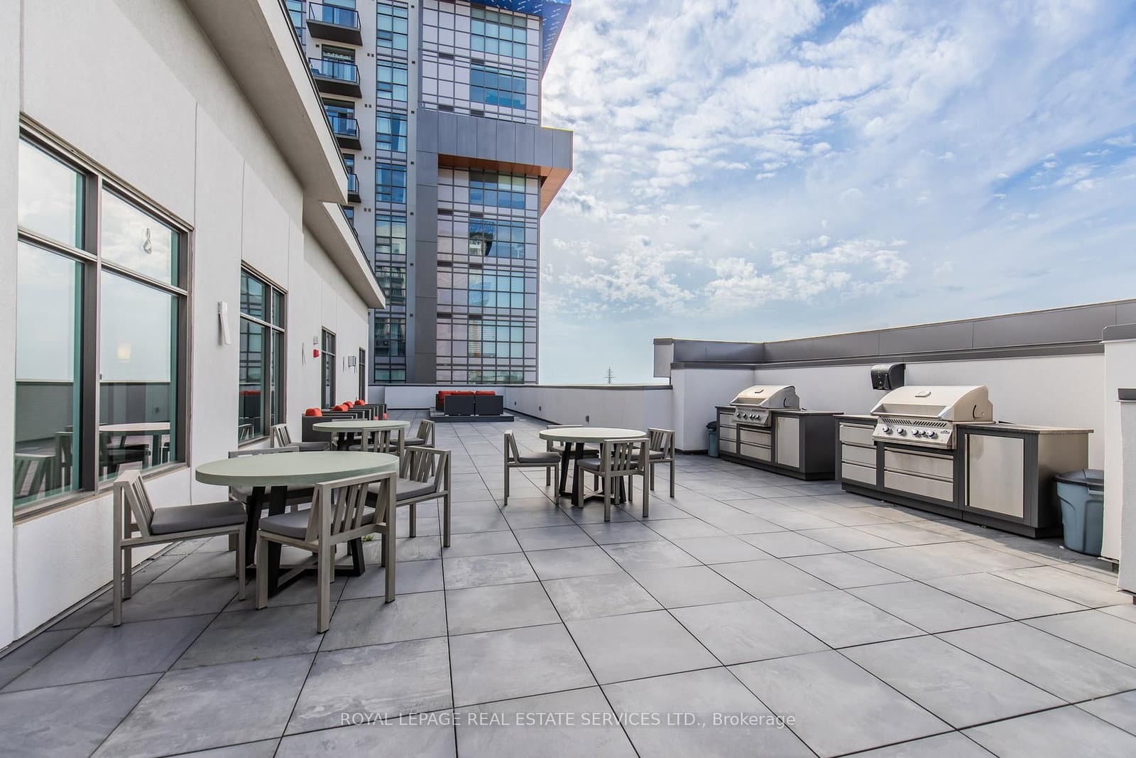 470 DUNDAS Street E, Unit 1211 thumbnail 41