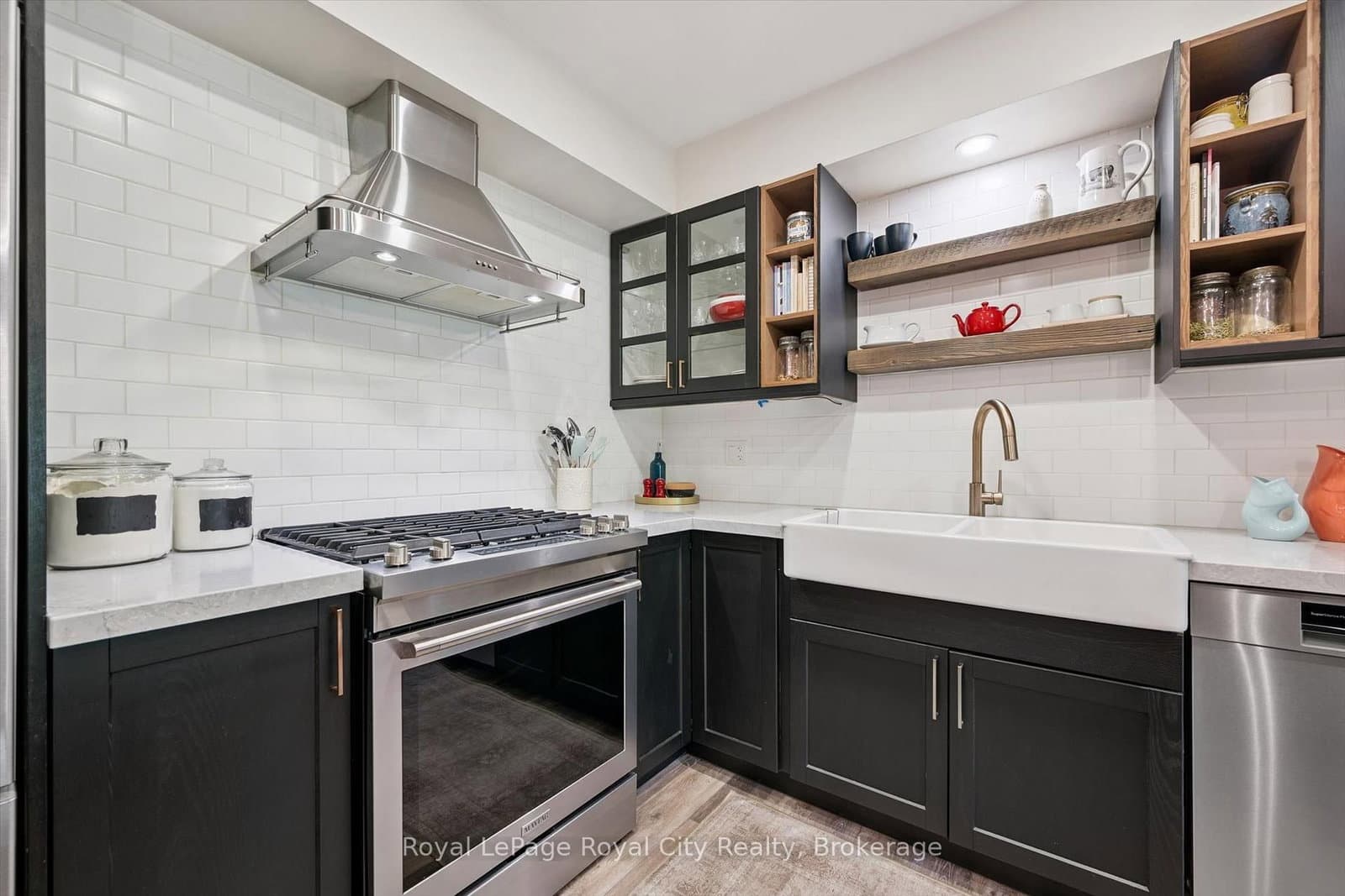 124 Gosling Gardens, Unit #12 thumbnail 12