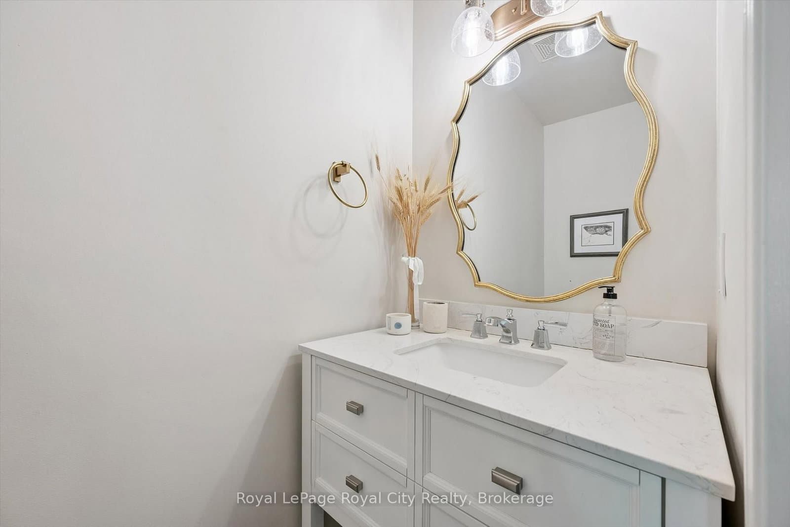 124 Gosling Gardens, Unit #12 thumbnail 14