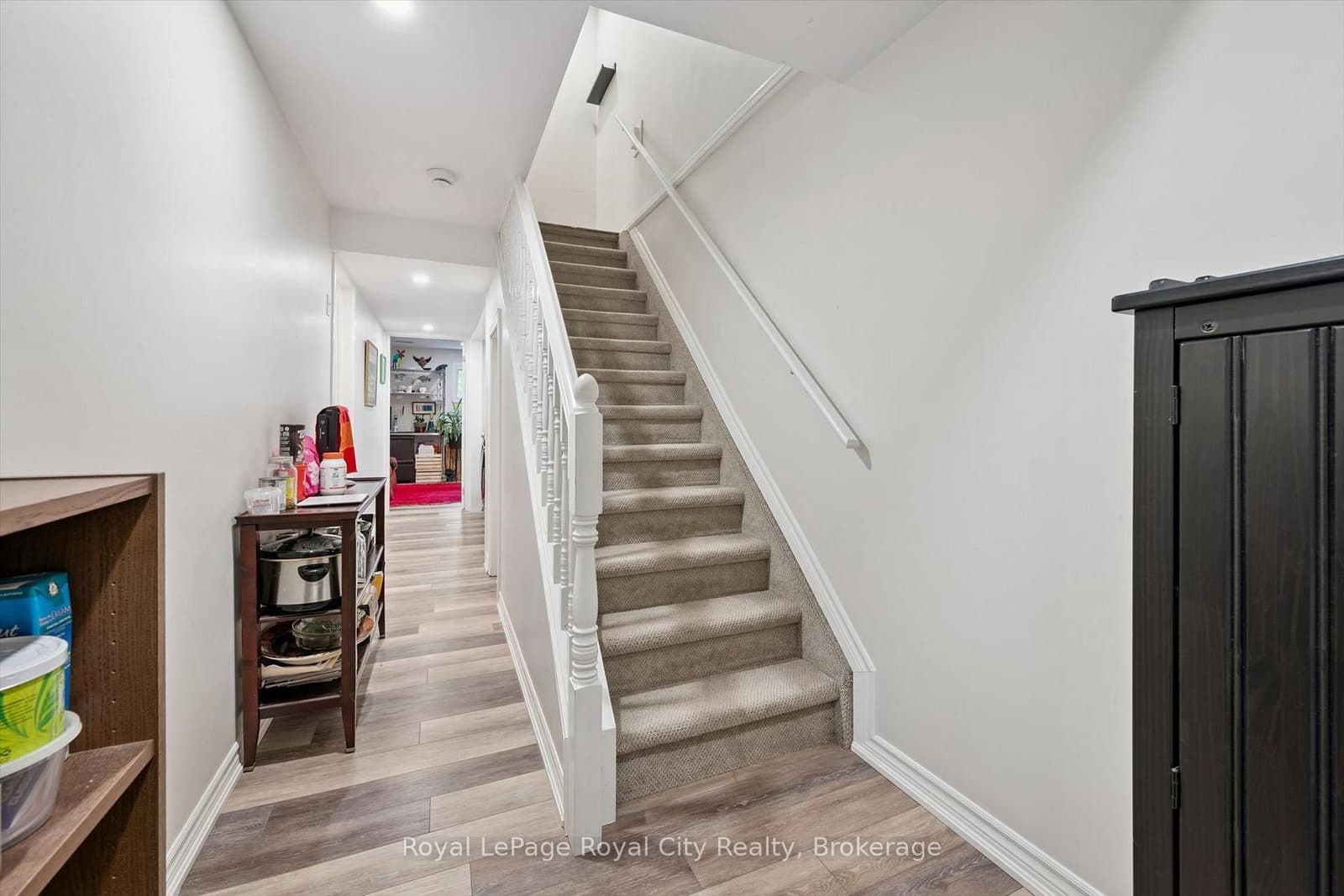 124 Gosling Gardens, Unit #12 thumbnail 23
