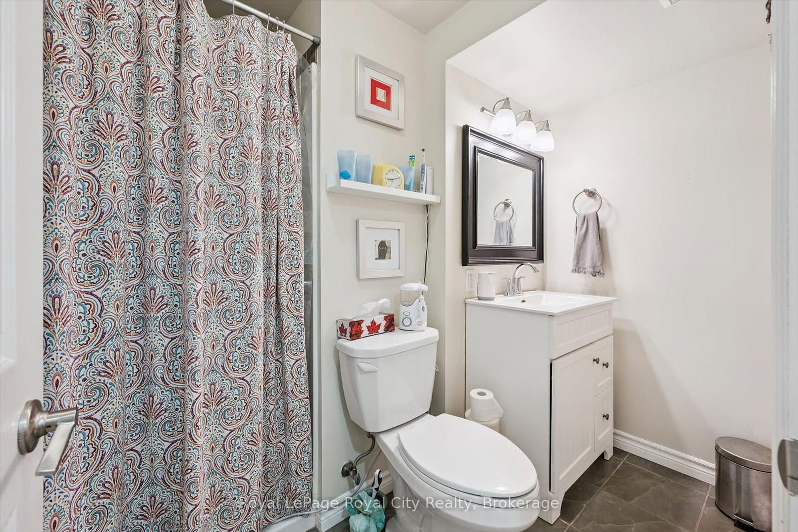 124 Gosling Gardens, Unit #12 thumbnail 26