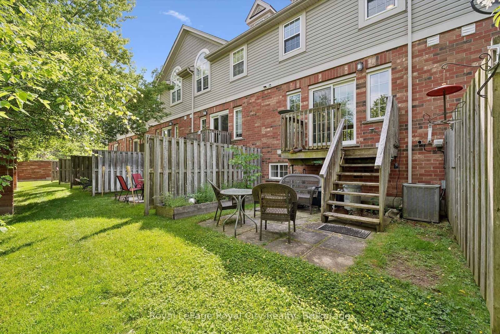 124 Gosling Gardens, Unit #12 thumbnail 31