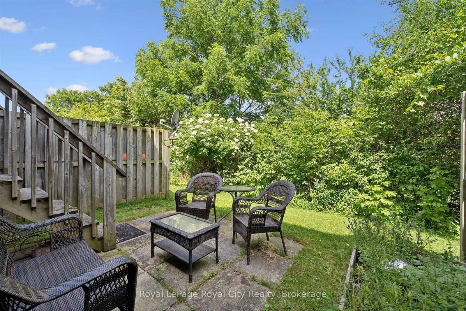 124 Gosling Gardens, Unit #12 thumbnail 33