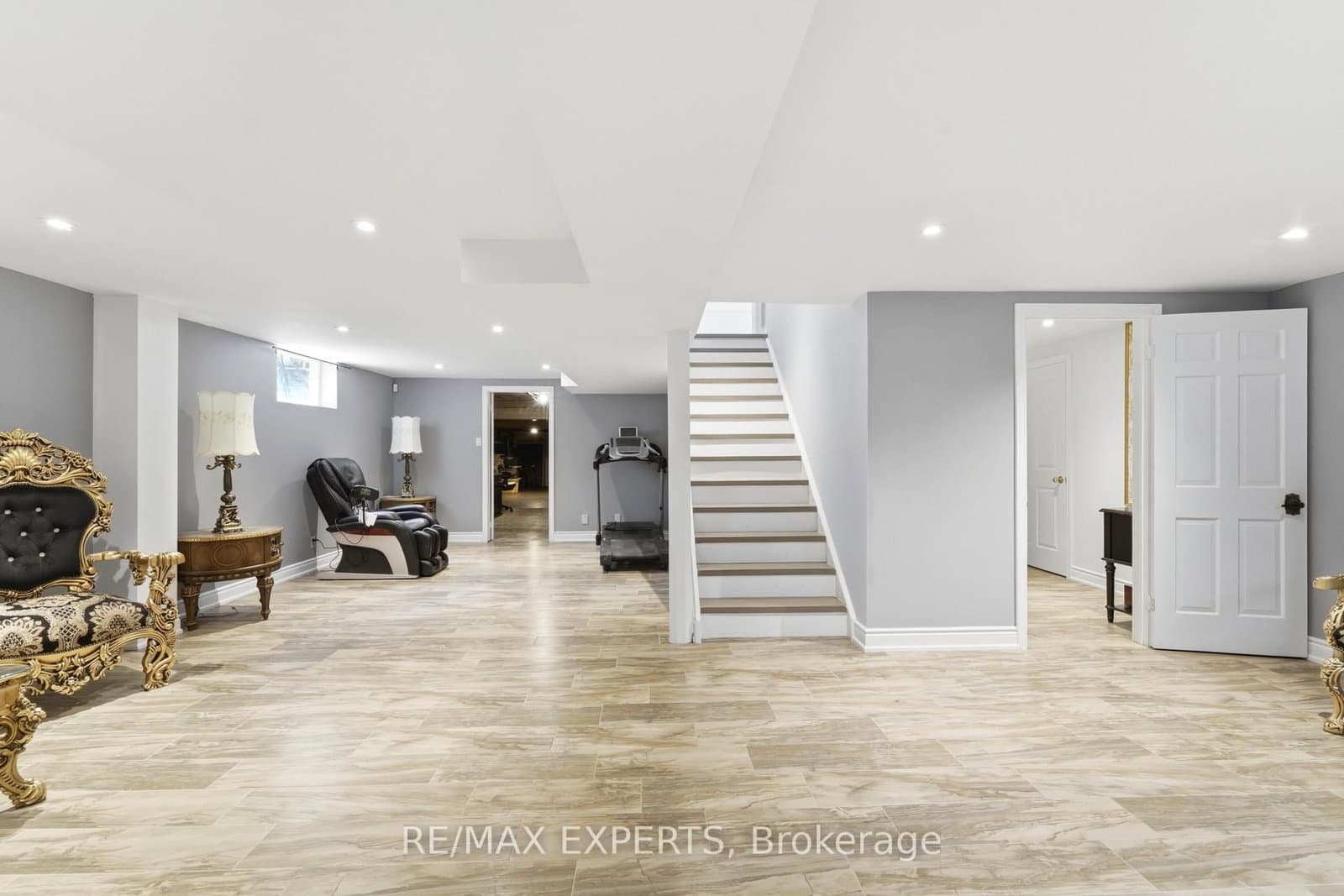 28 Stonegate Drive thumbnail 31