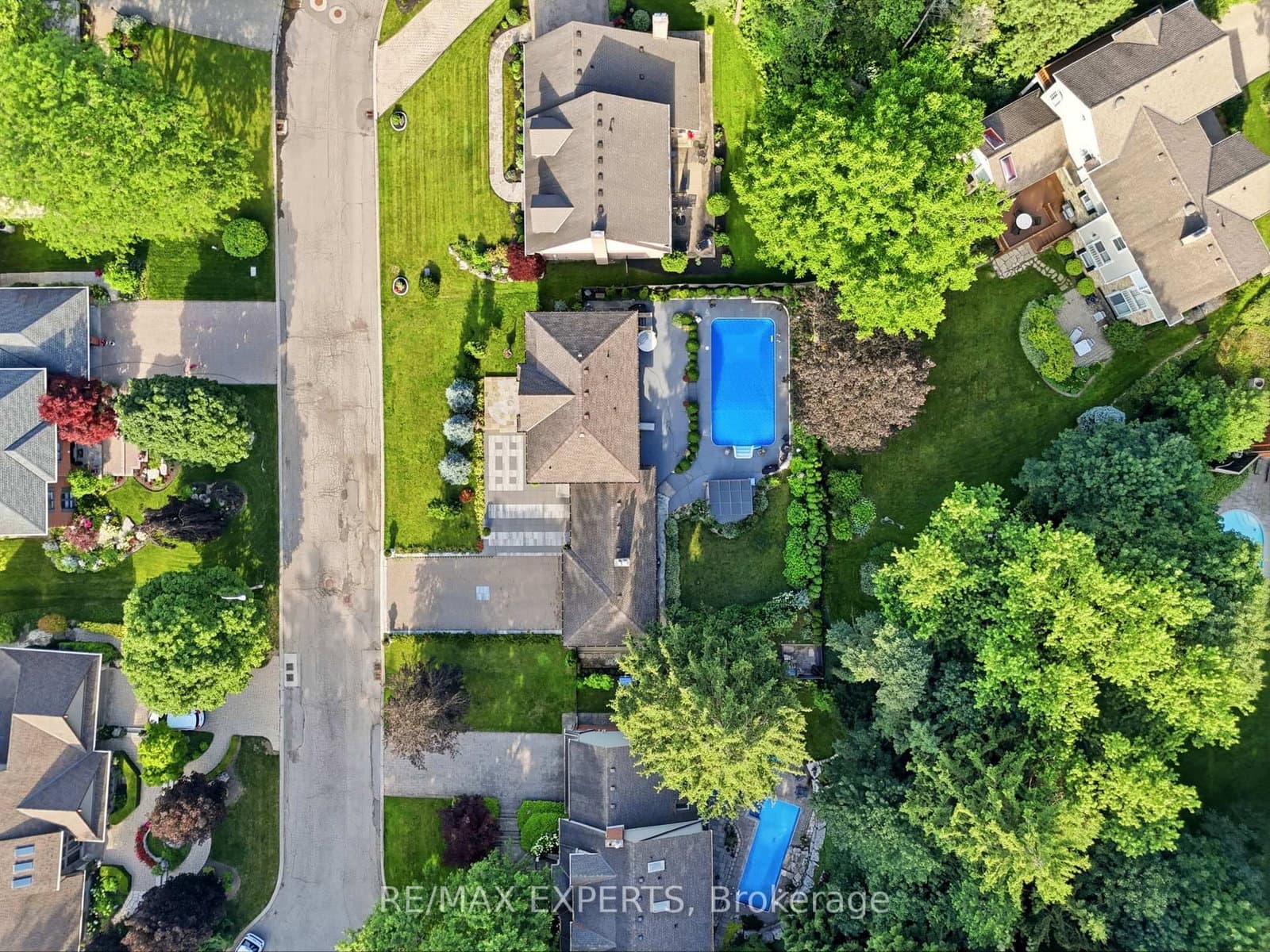 28 Stonegate Drive thumbnail 39