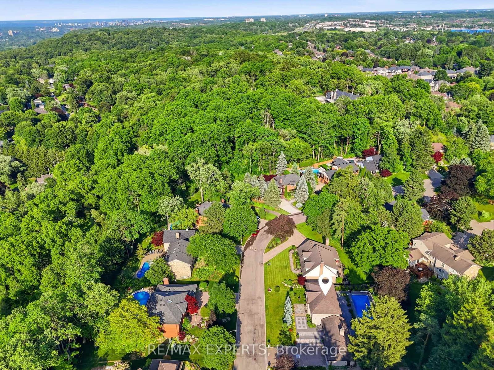 28 Stonegate Drive thumbnail 41