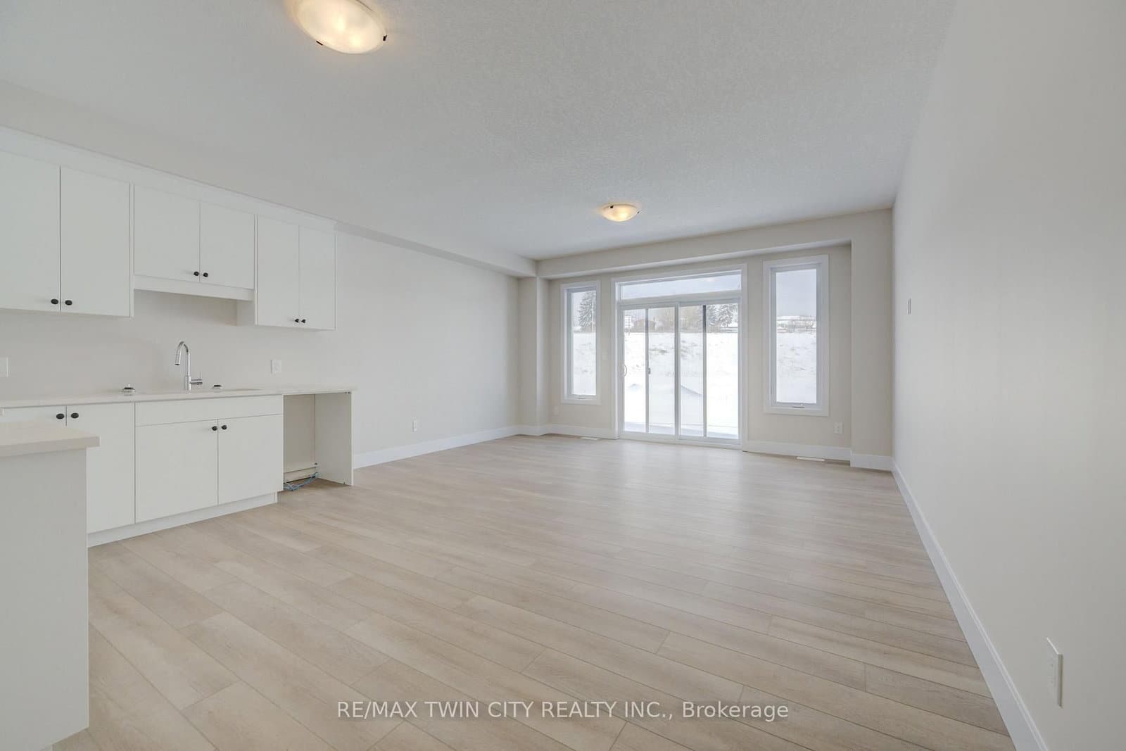 163 Dunnigan Drive thumbnail 7