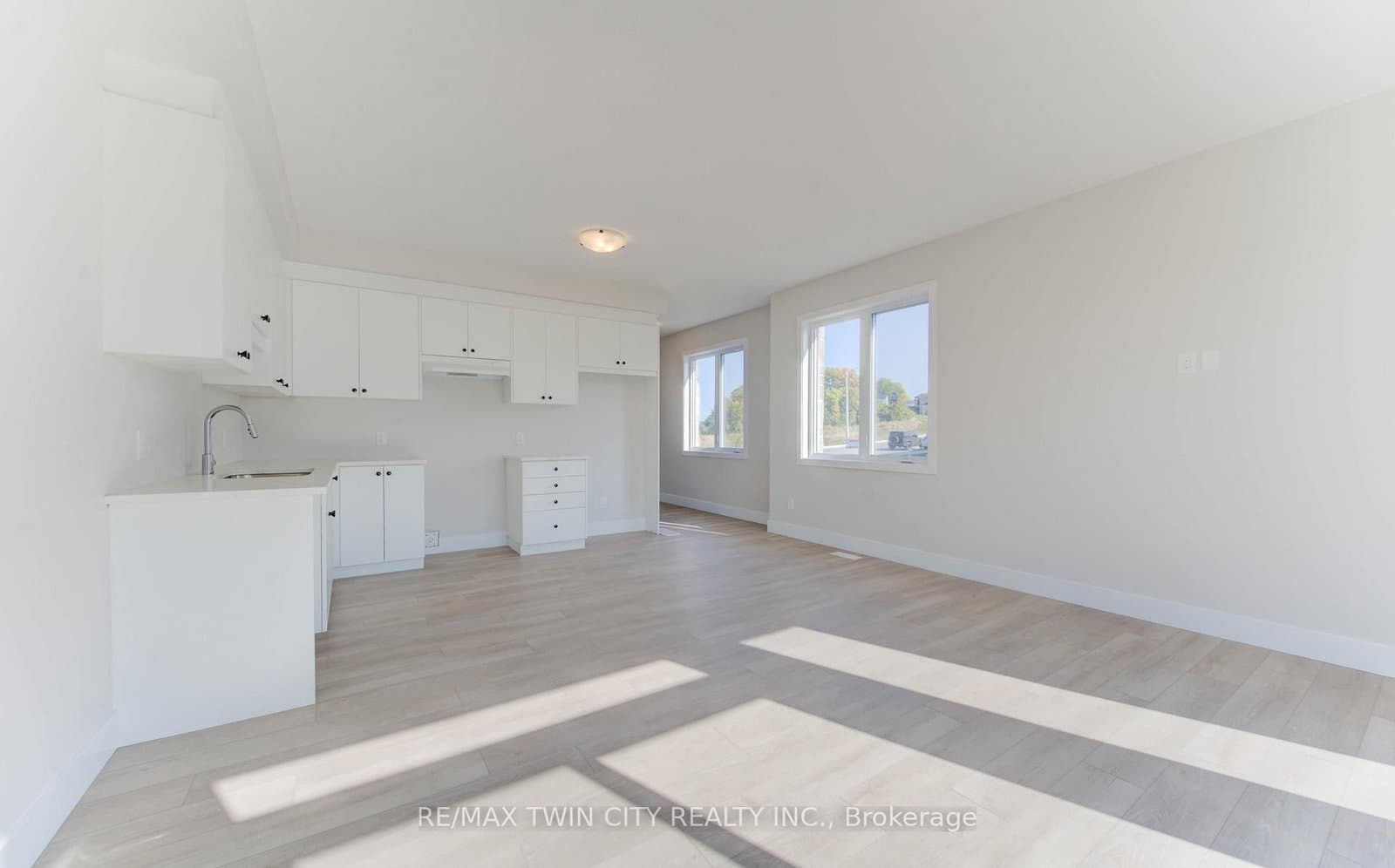 161 Dunnigan Drive thumbnail 13