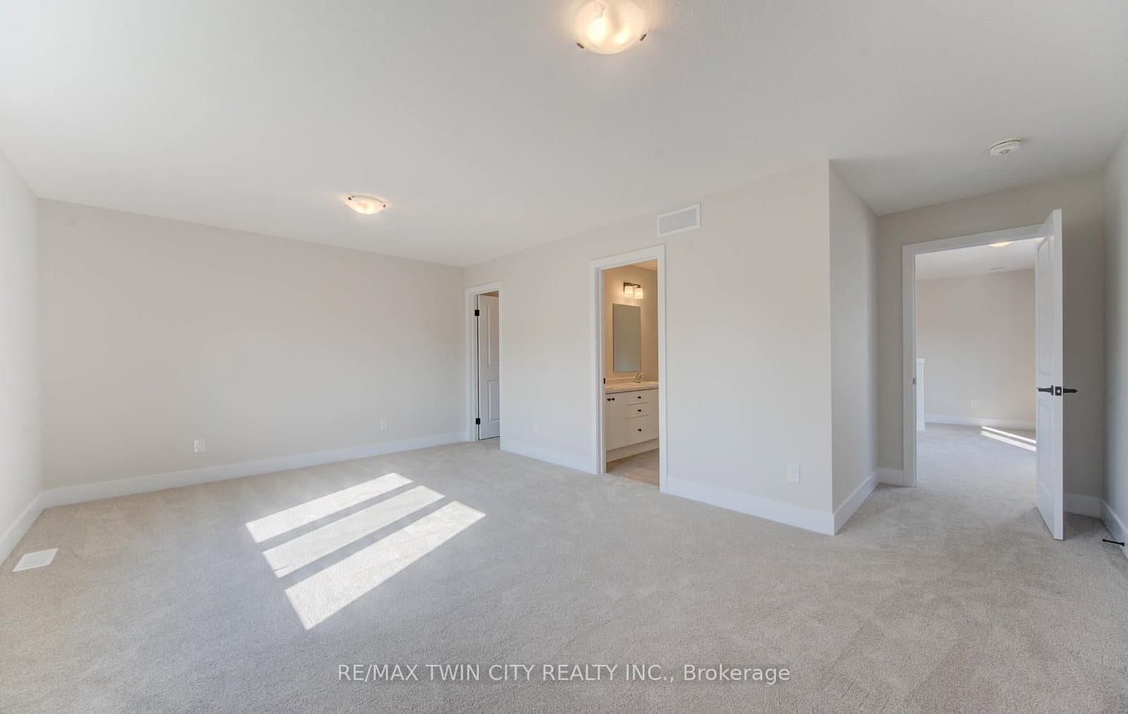 161 Dunnigan Drive thumbnail 35