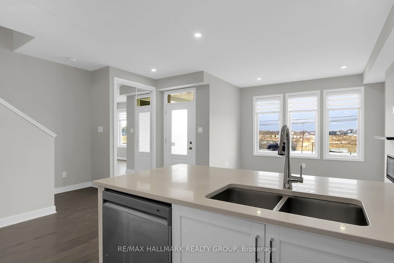 6317 Perth Street thumbnail 15