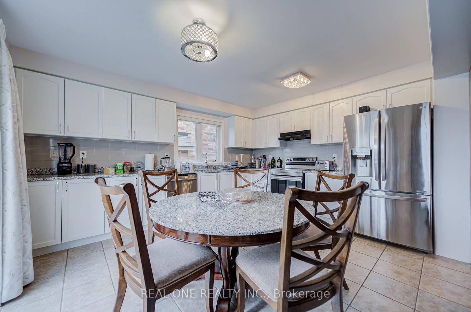 27 Cranston Street, Unit Upper thumbnail 11