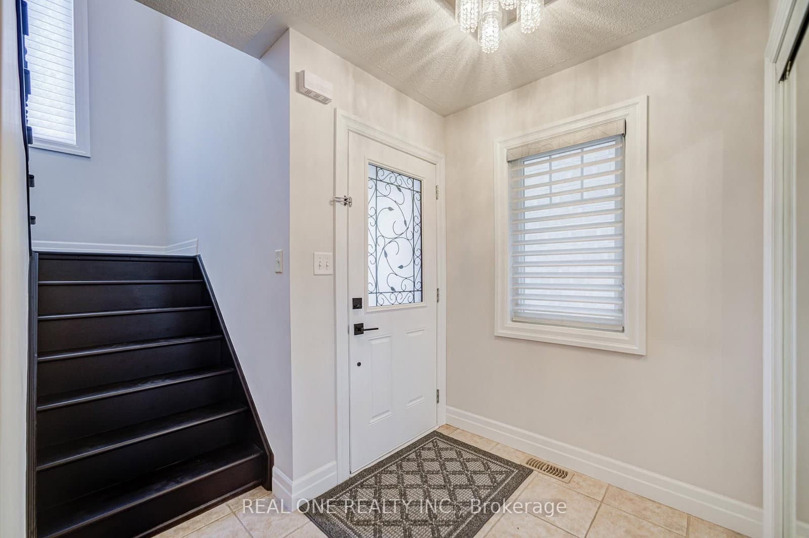 27 Cranston Street, Unit Upper thumbnail 15