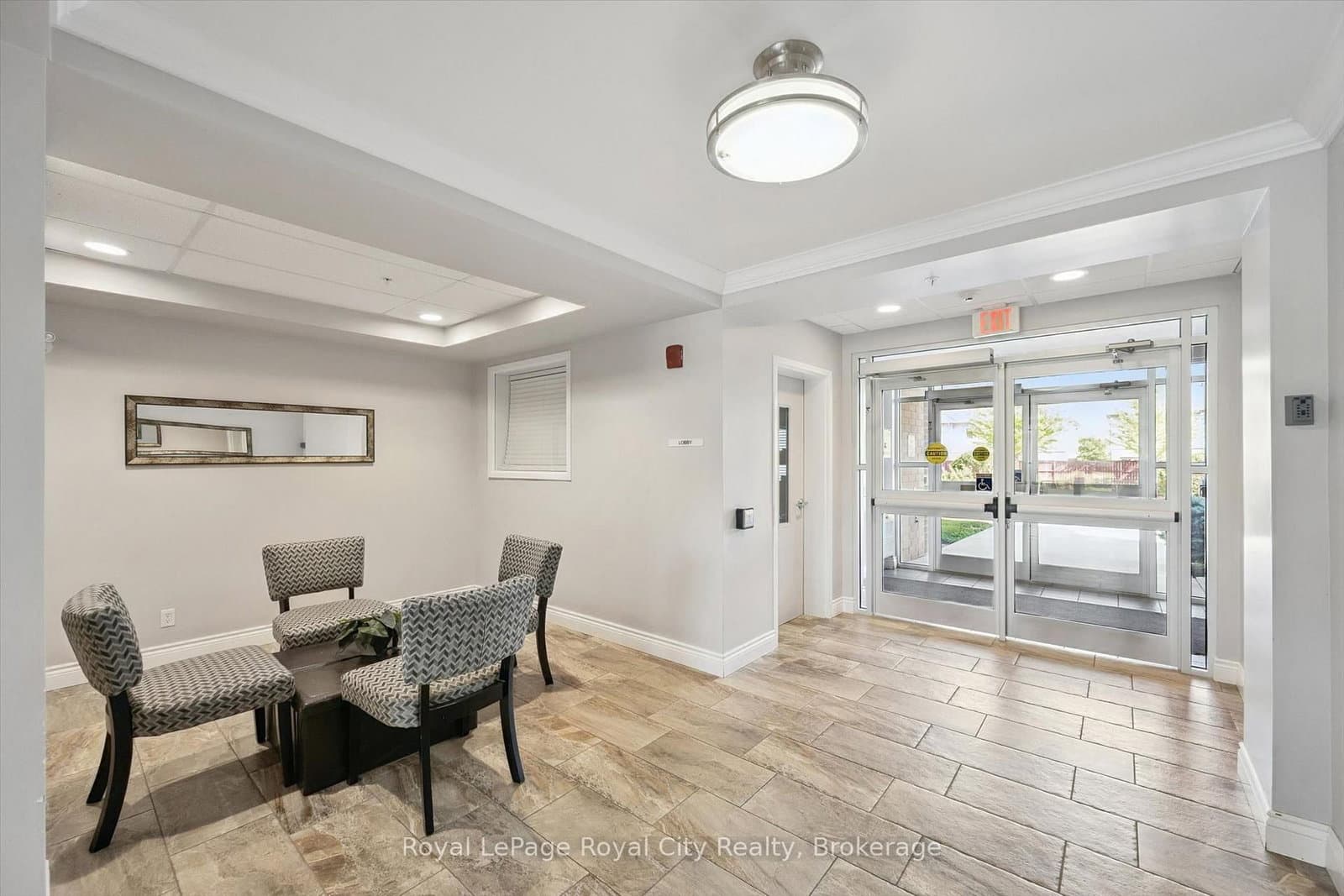 2 Colonial Drive, Unit 113 thumbnail 30