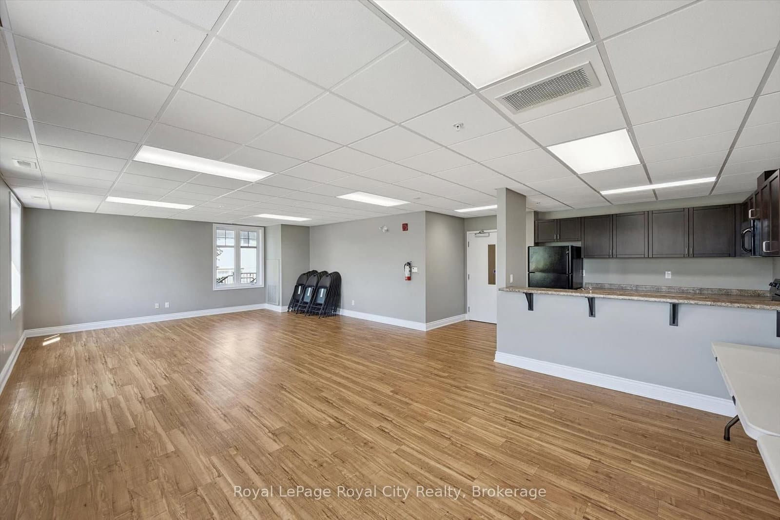 2 Colonial Drive, Unit 113 thumbnail 32
