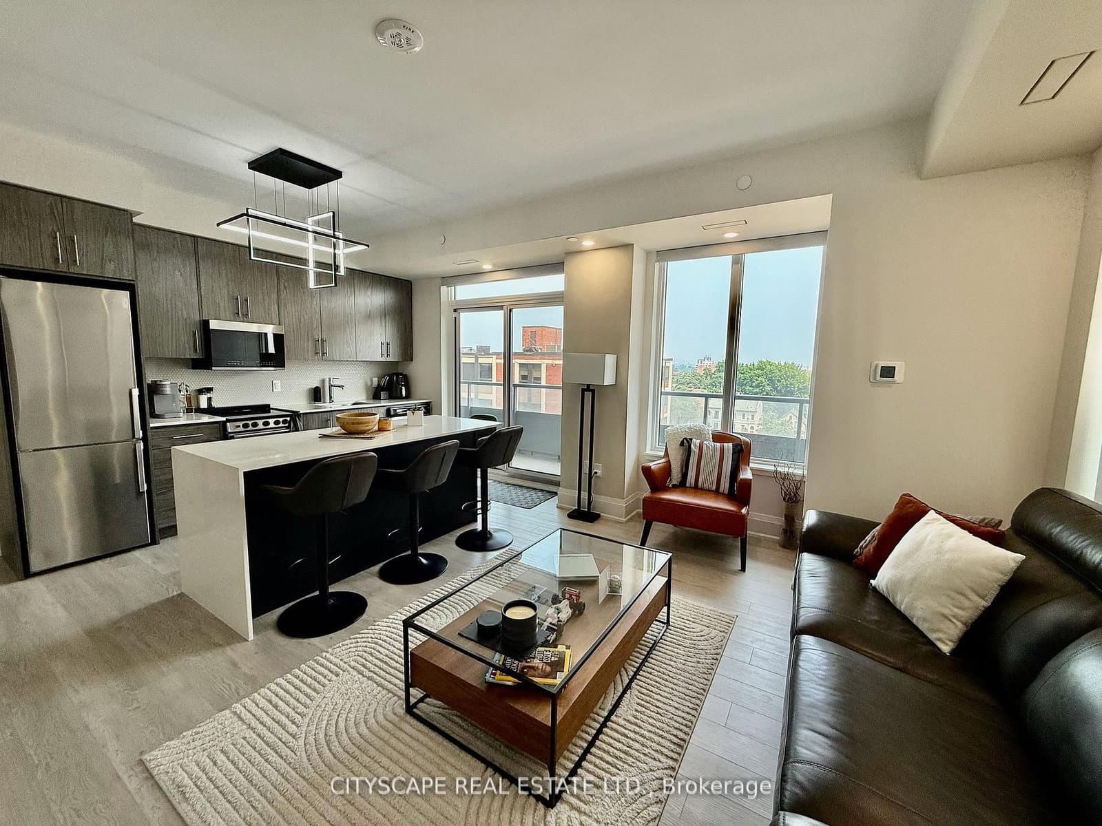 212 King William Street, Unit 603 thumbnail 3