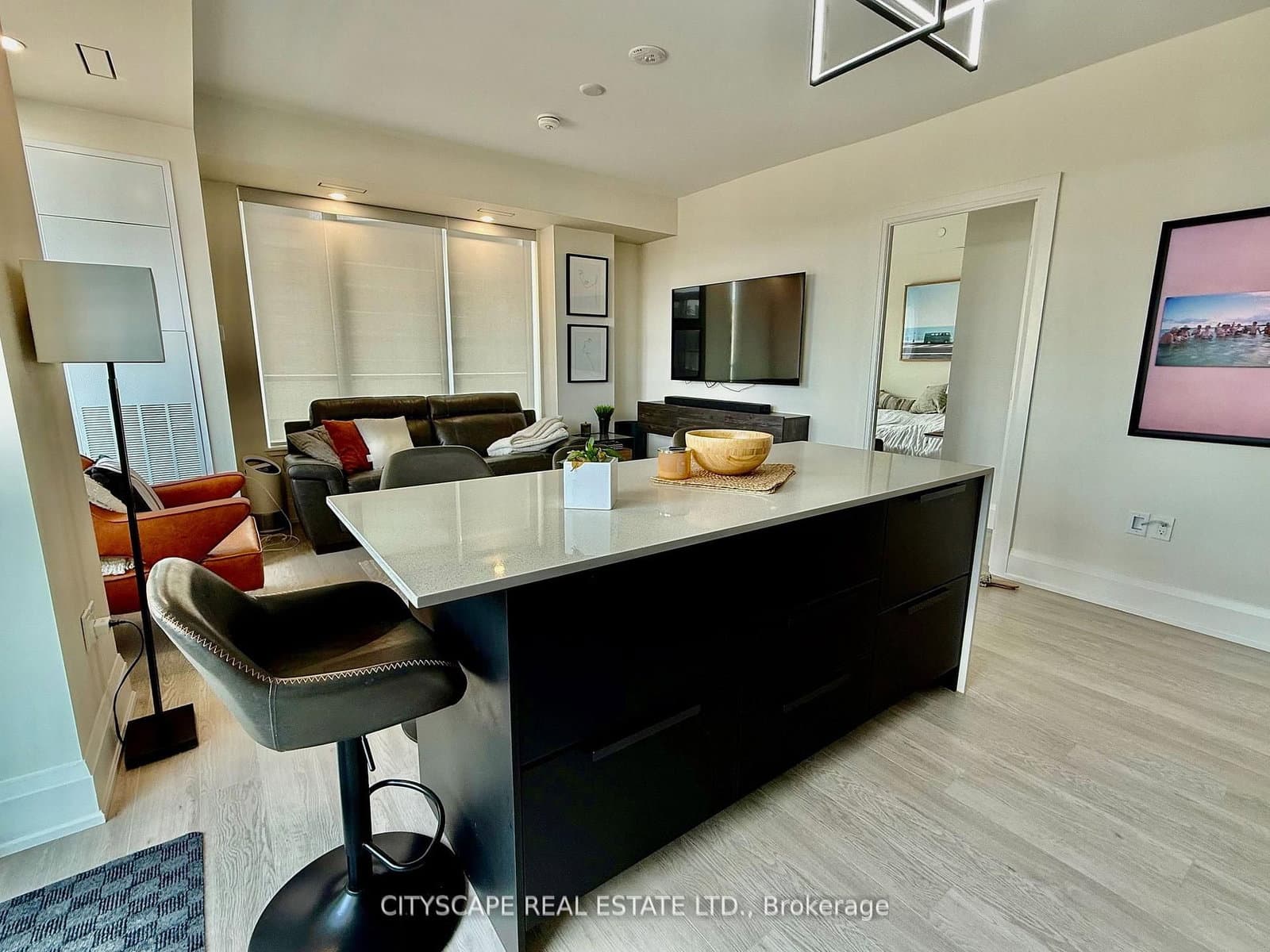 212 King William Street, Unit 603 thumbnail 7