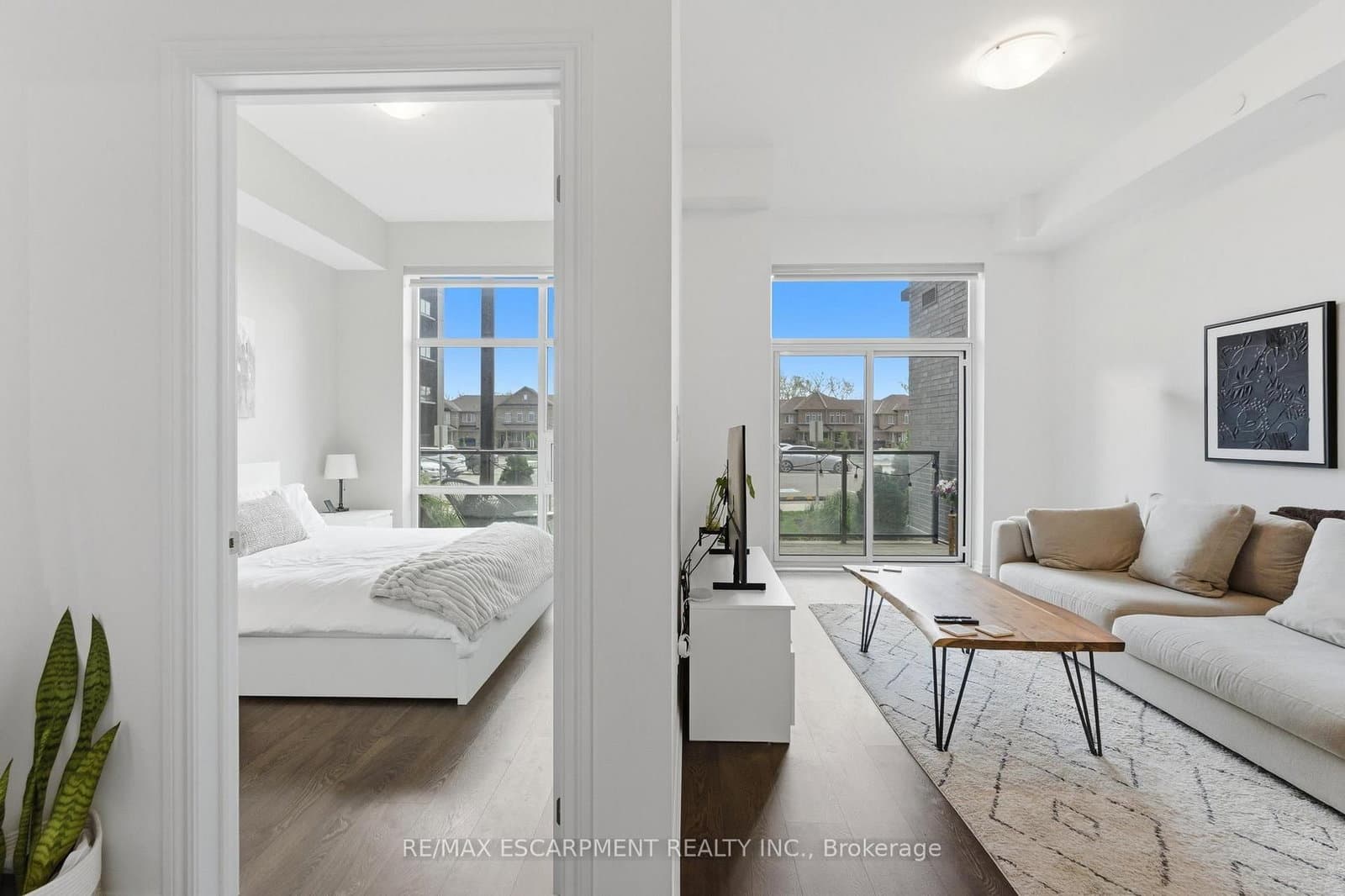 460 Dundas Street E, Unit 112 thumbnail 10