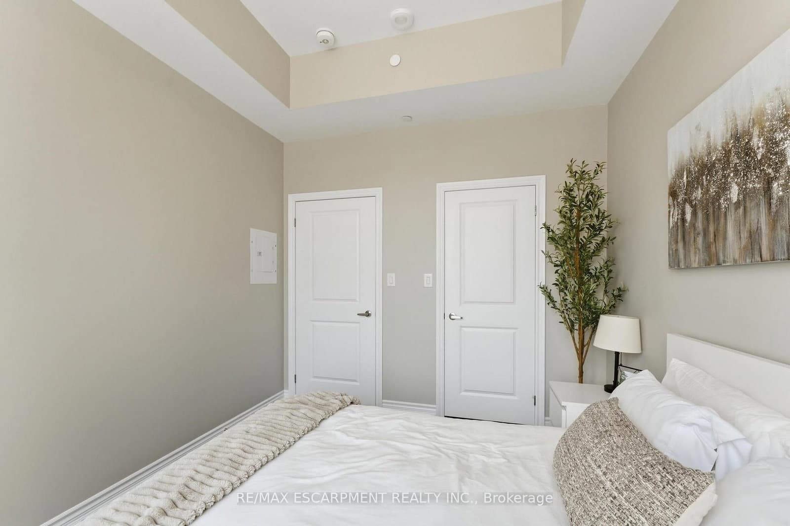 460 Dundas Street E, Unit 112 thumbnail 13