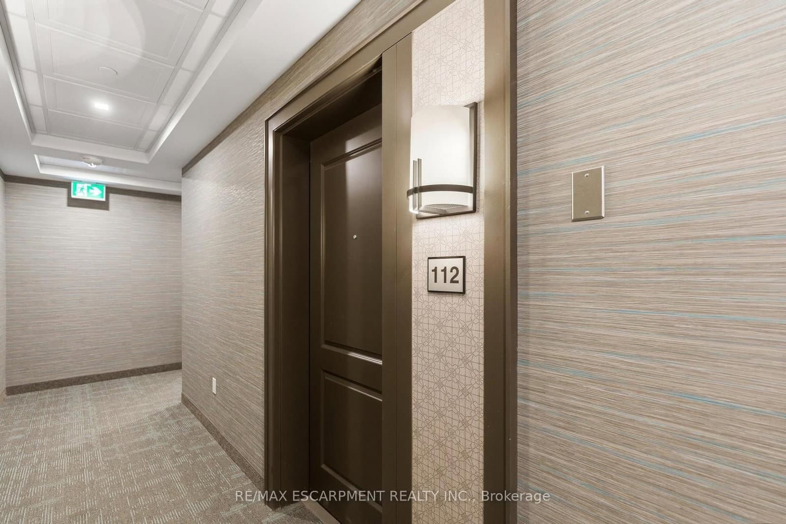 460 Dundas Street E, Unit 112 thumbnail 2