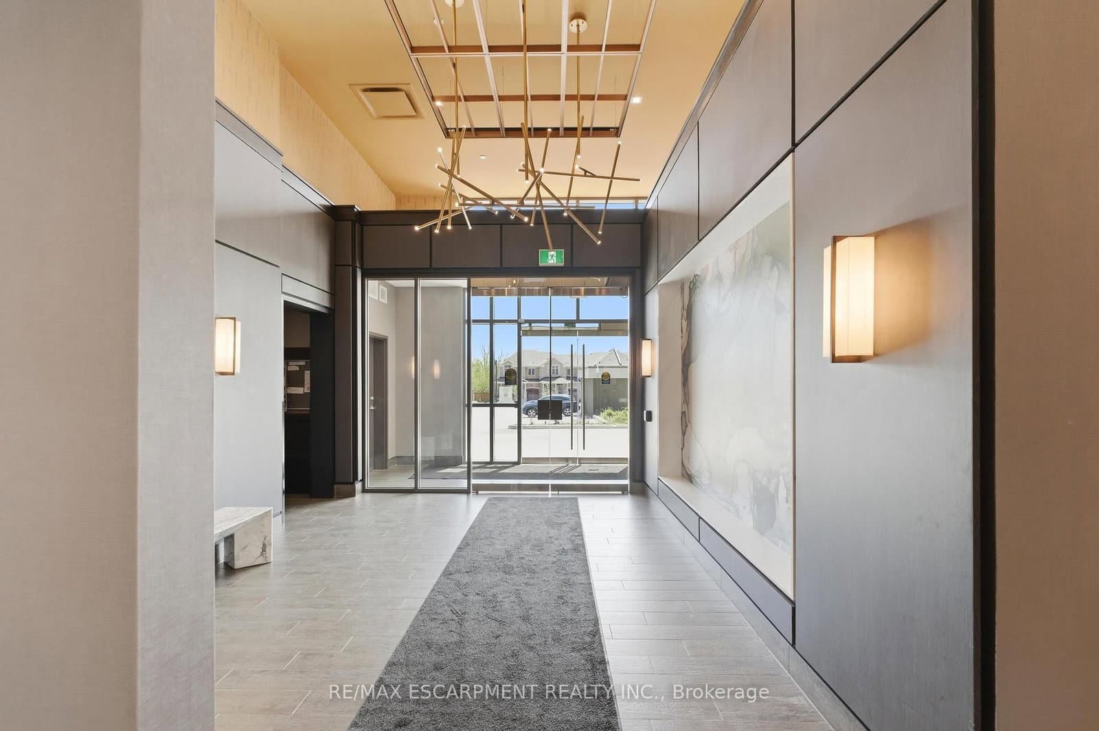 460 Dundas Street E, Unit 112 thumbnail 23