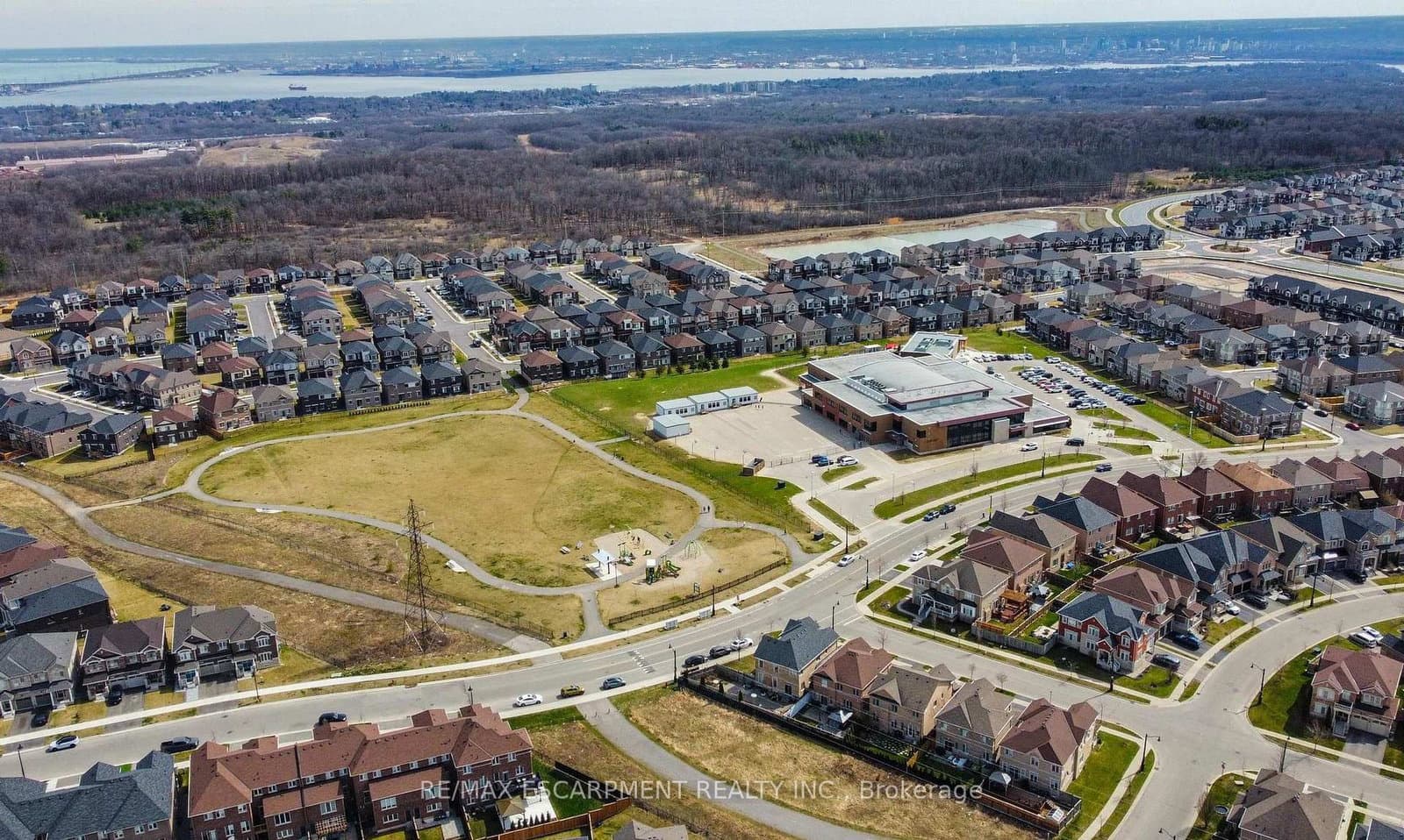 460 Dundas Street E, Unit 112 thumbnail 26