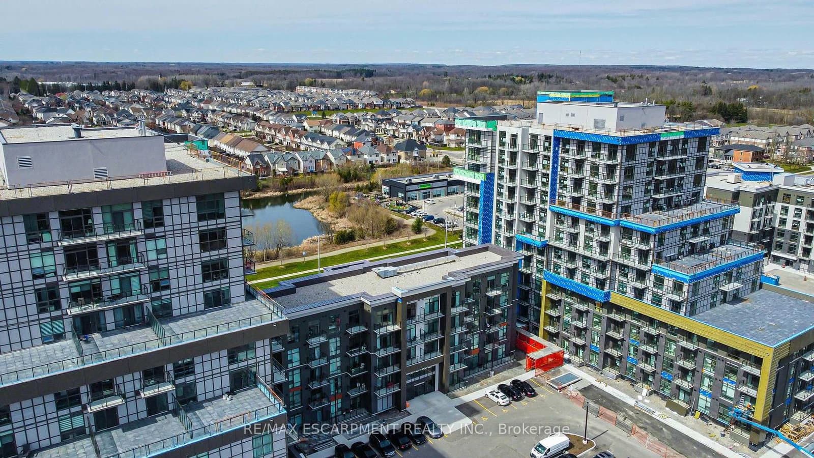 460 Dundas Street E, Unit 112 thumbnail 28