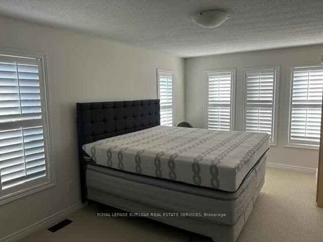 57 Macbean Crescent thumbnail 10