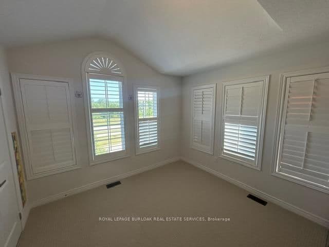 57 Macbean Crescent thumbnail 12