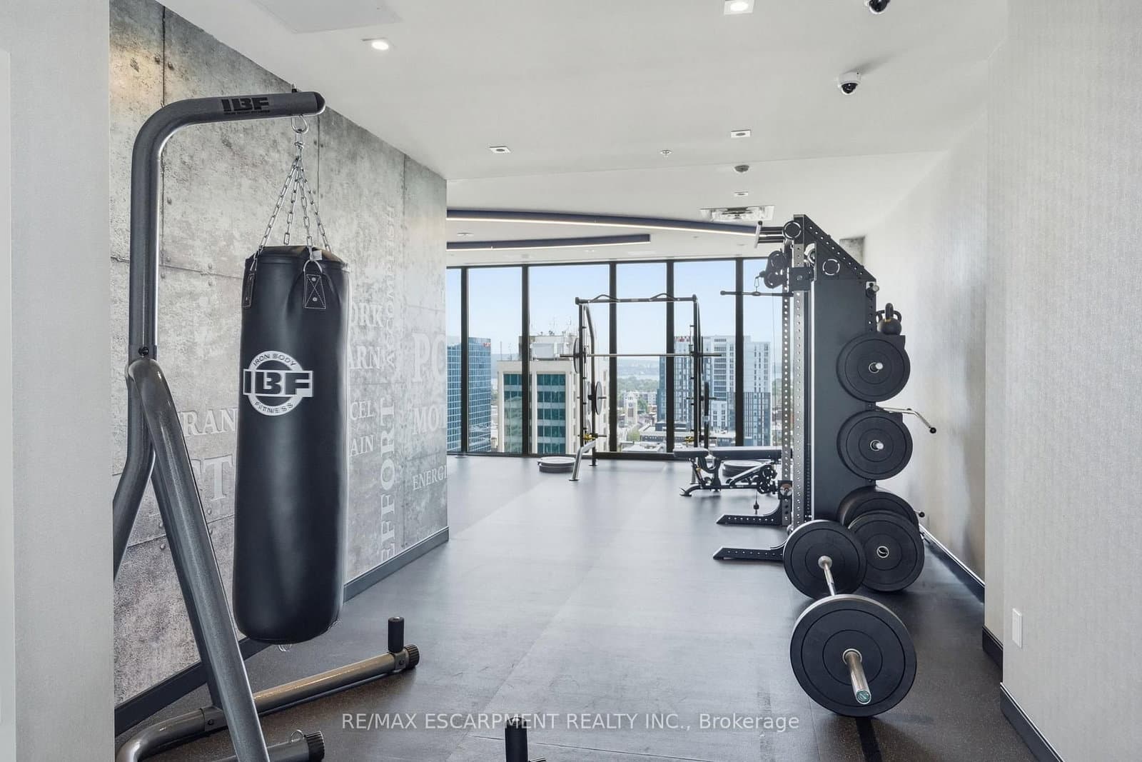 75 JAMES Street S, Unit 2017 thumbnail 19