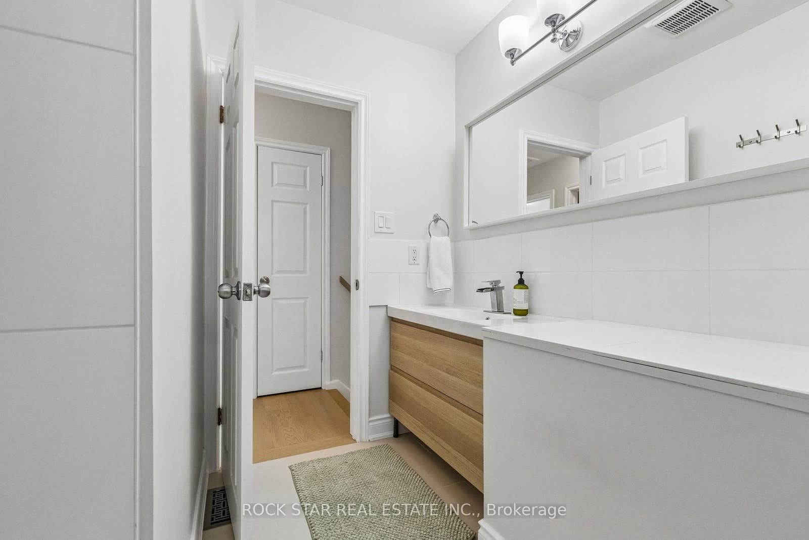 130 Hudson Crescent thumbnail 22