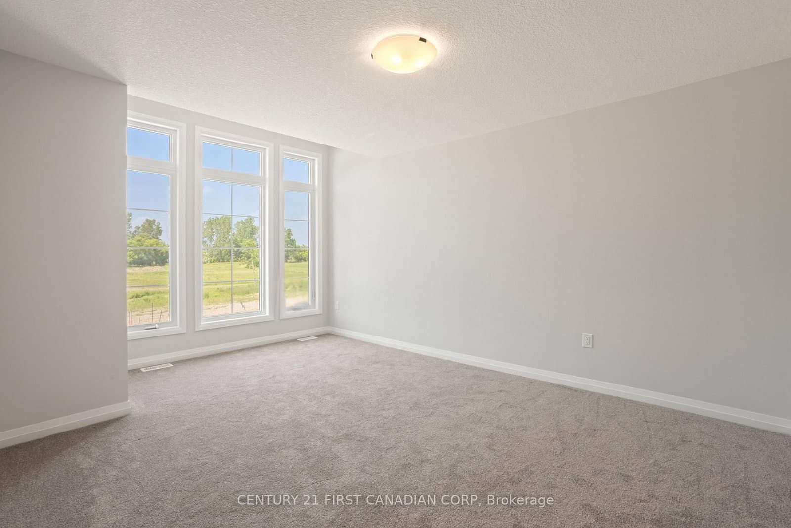 6905 HEATHWOODS Avenue thumbnail 15