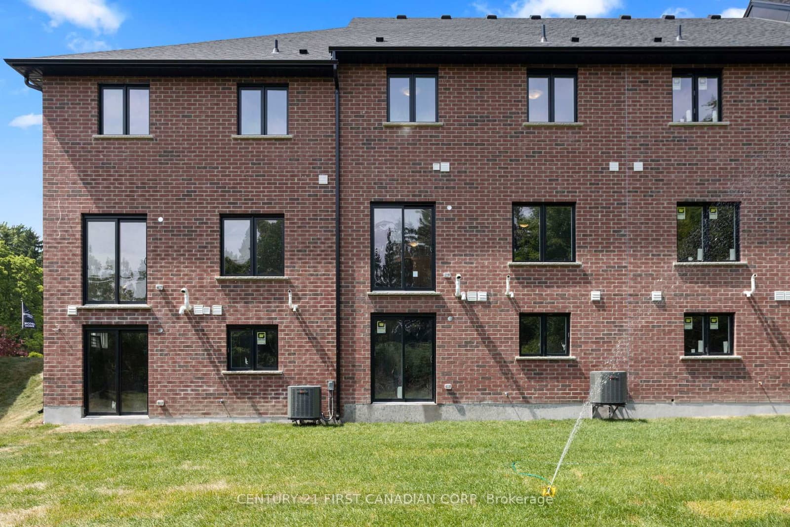 6905 HEATHWOODS Avenue thumbnail 32