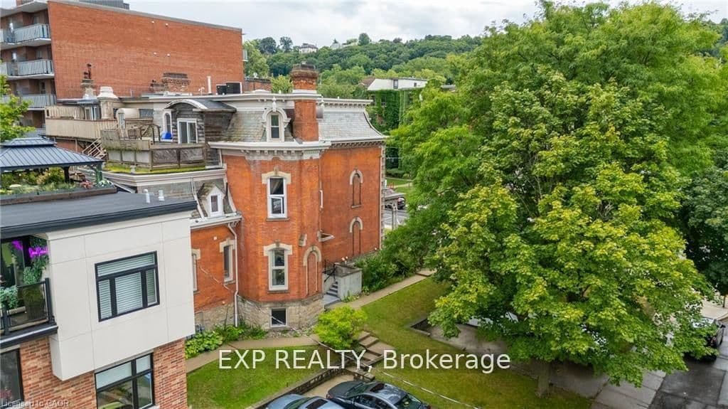 46 Herkimer Street, Unit 2 thumbnail 33