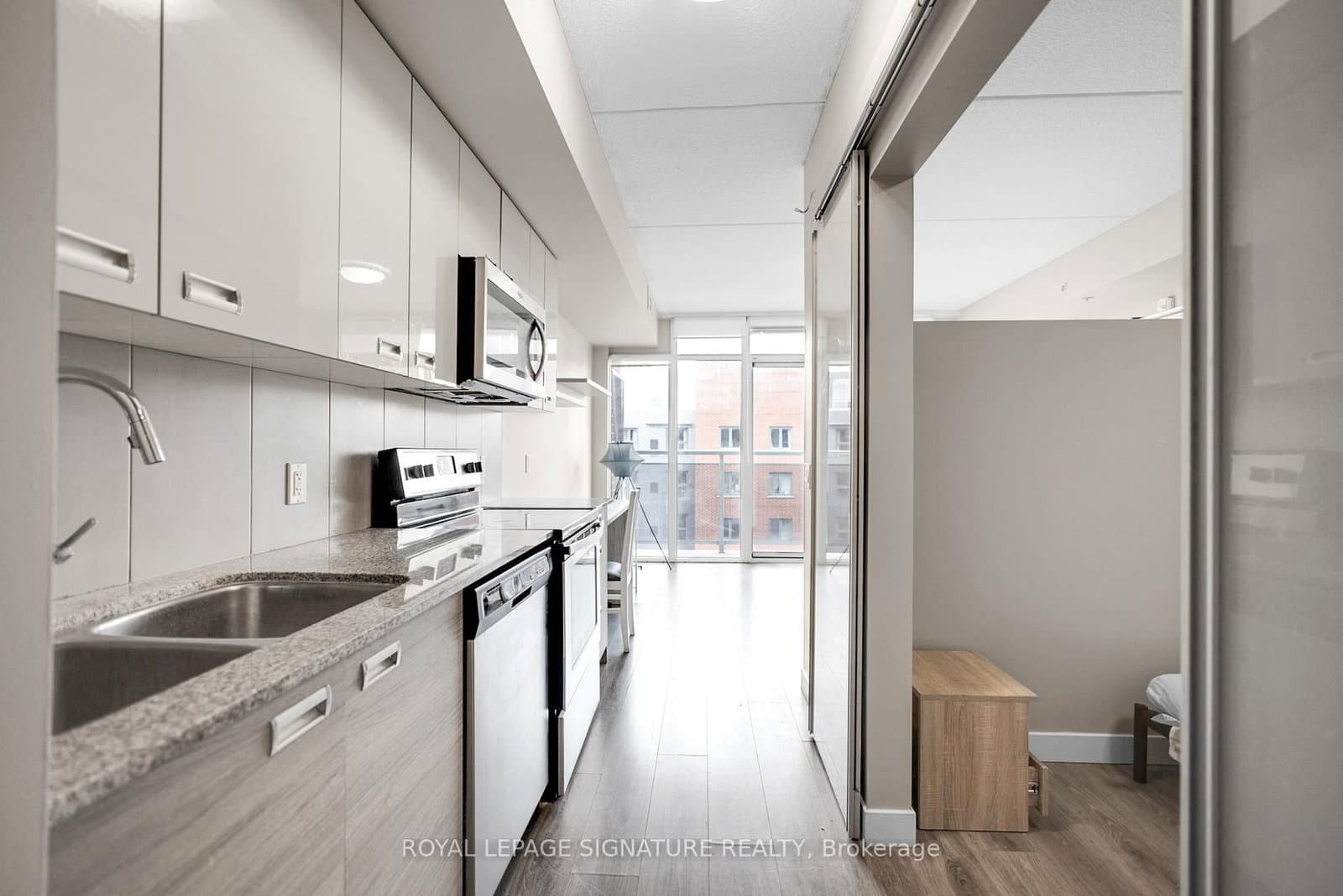 308 Lester Street, Unit 619 thumbnail 12