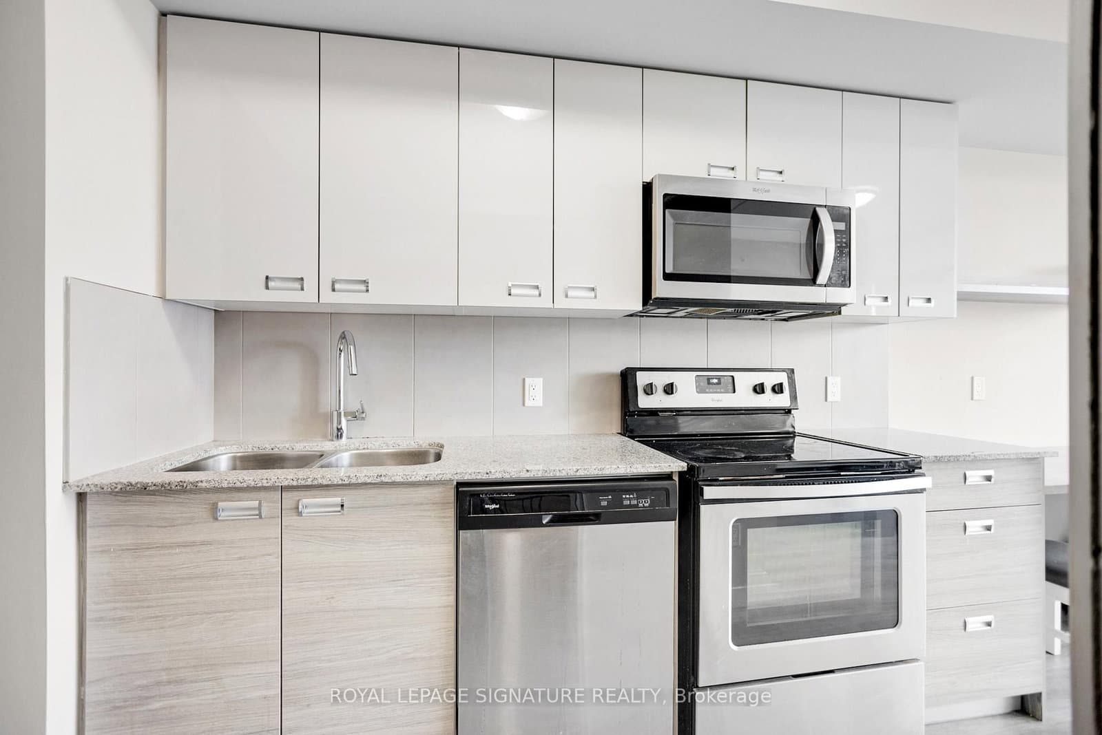308 Lester Street, Unit 619 thumbnail 13