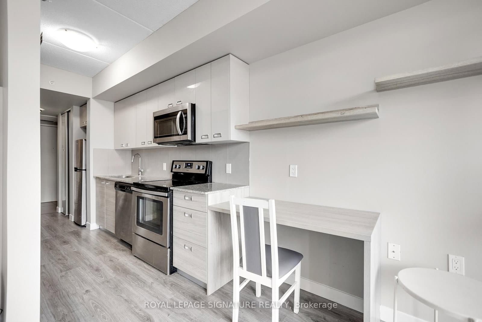 308 Lester Street, Unit 619 thumbnail 14