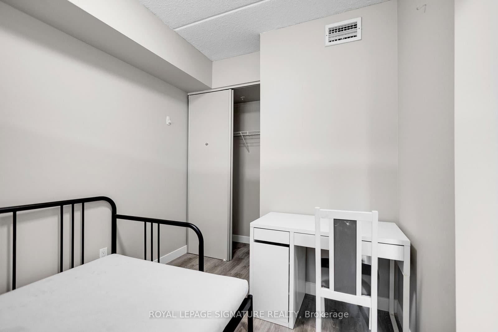308 Lester Street, Unit 619 thumbnail 20