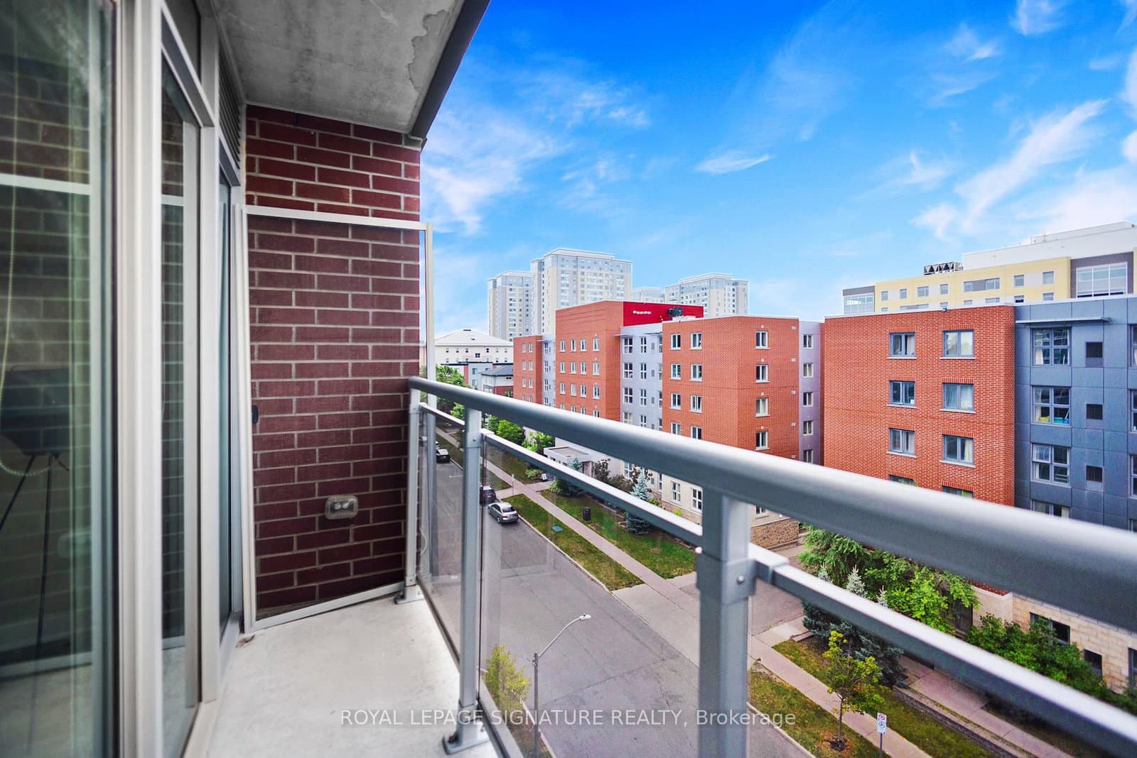 308 Lester Street, Unit 619 thumbnail 23