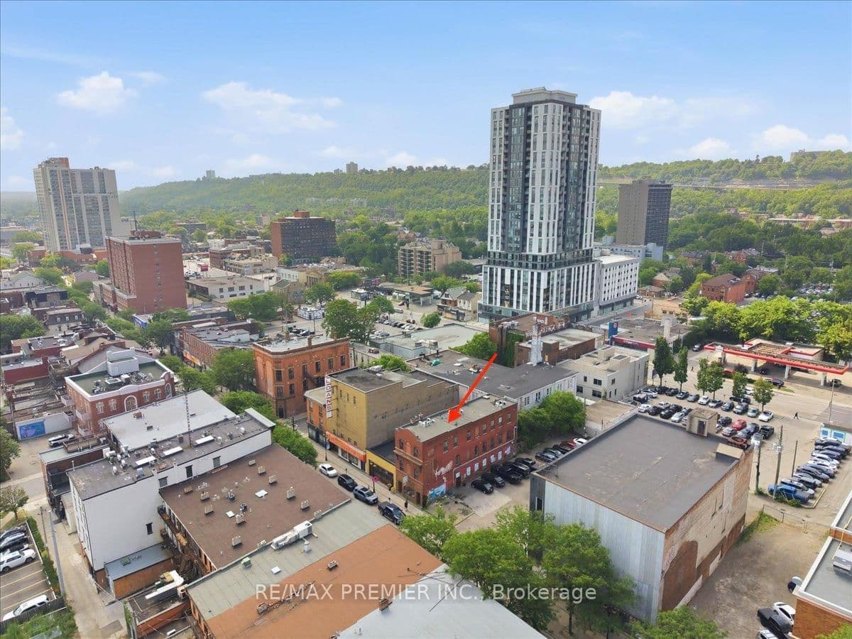 184 King Street E thumbnail 30