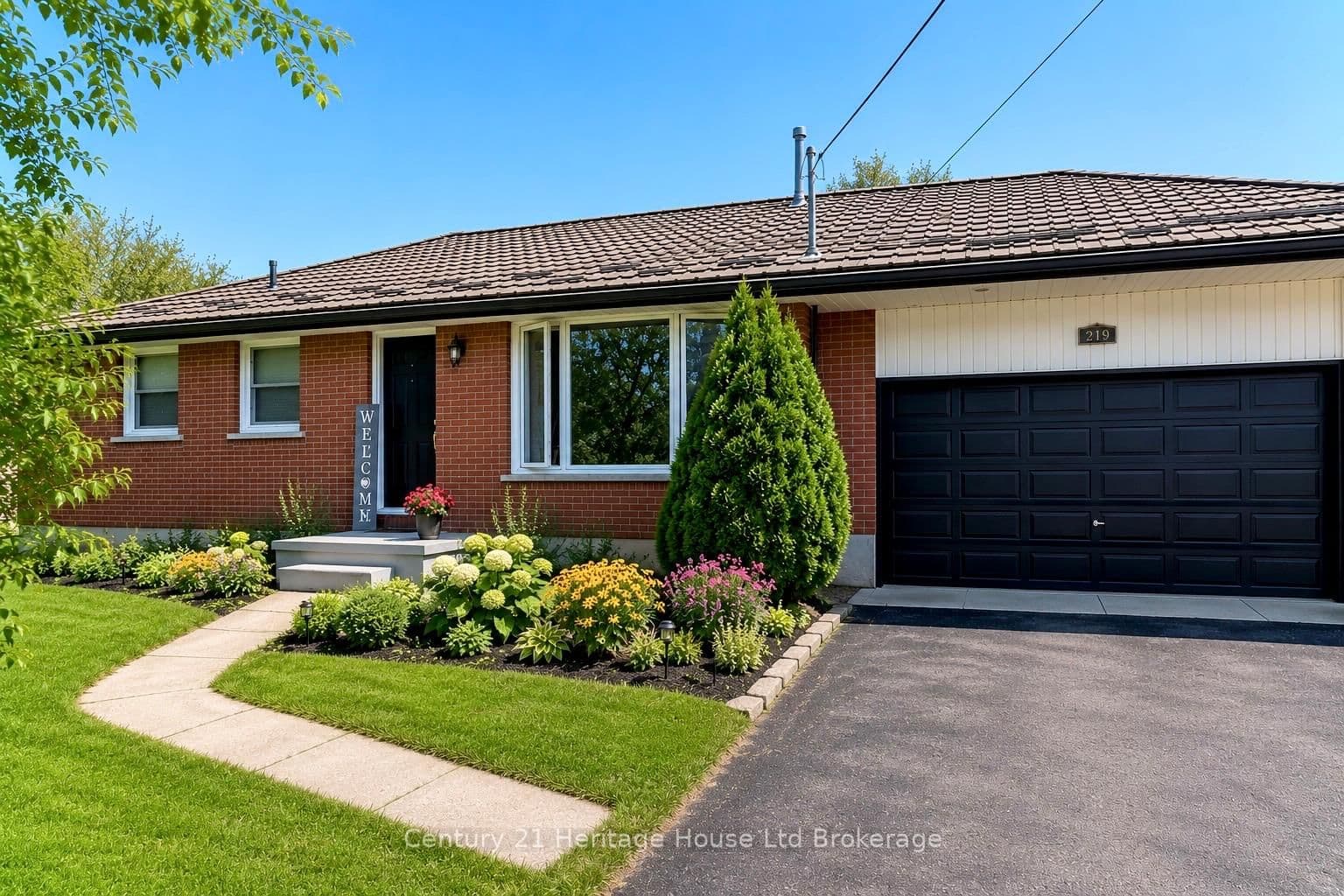 219 Brock Street - Image 1