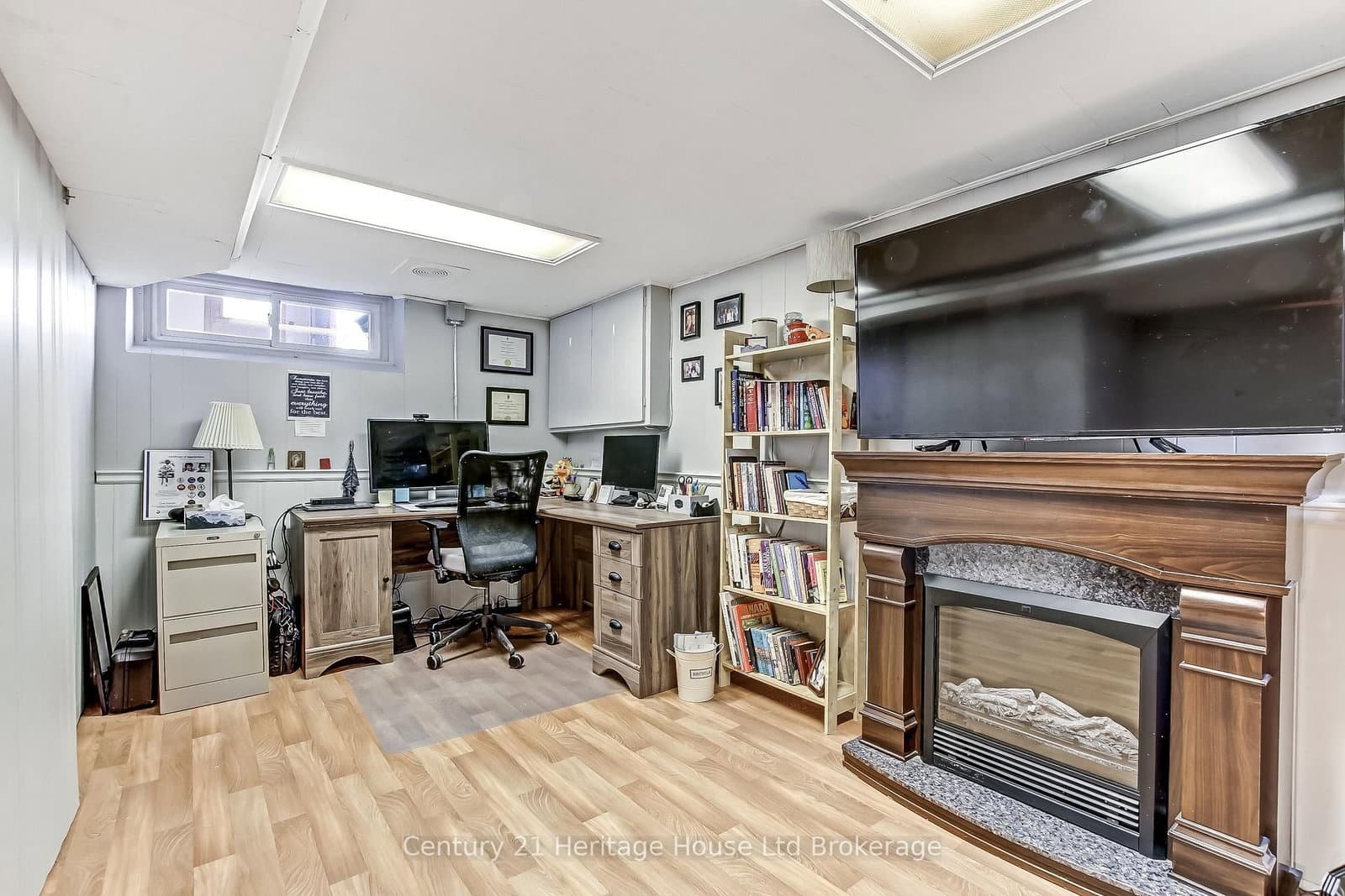219 Brock Street thumbnail 18