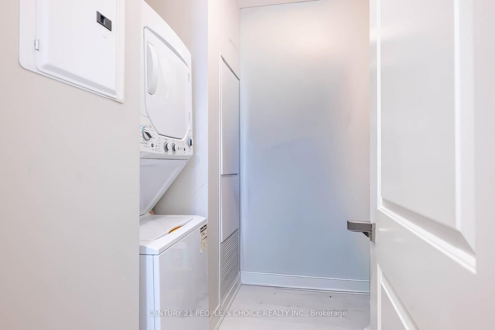 150 Main Street W, Unit 514 thumbnail 20