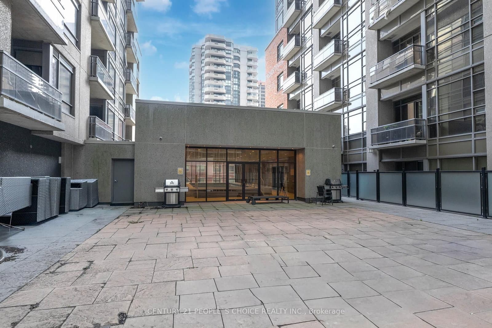 150 Main Street W, Unit 514 thumbnail 27