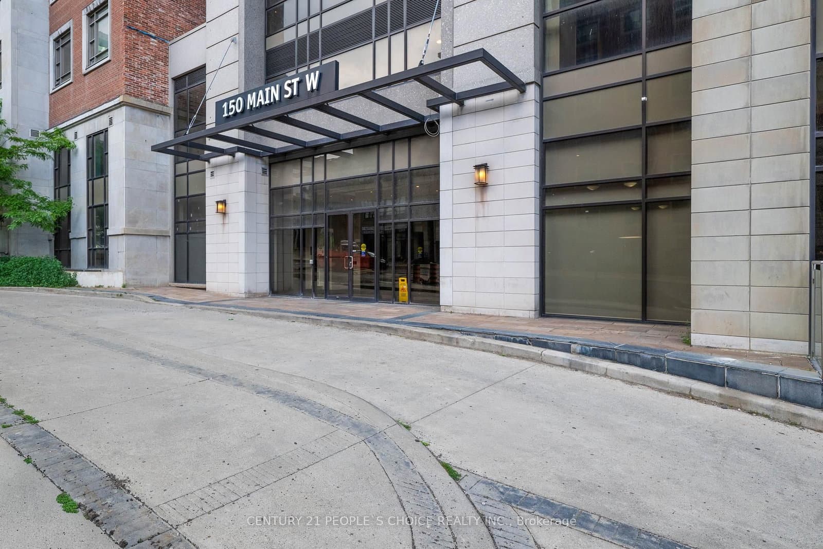 150 Main Street W, Unit 514 thumbnail 3