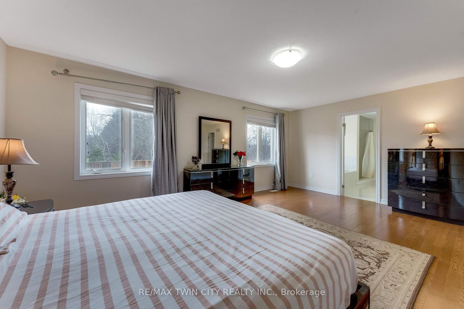 667 Linden Drive thumbnail 32