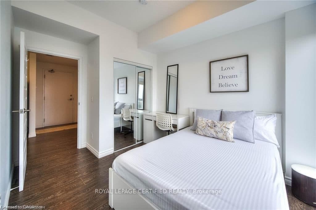 160 KING Street N, Unit 901 thumbnail 17