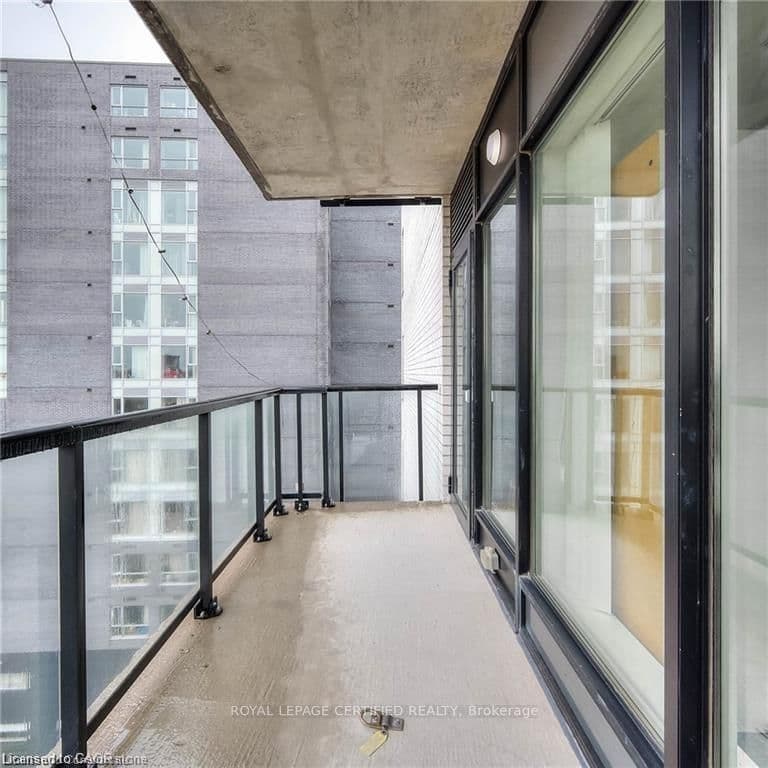 160 KING Street N, Unit 901 thumbnail 19