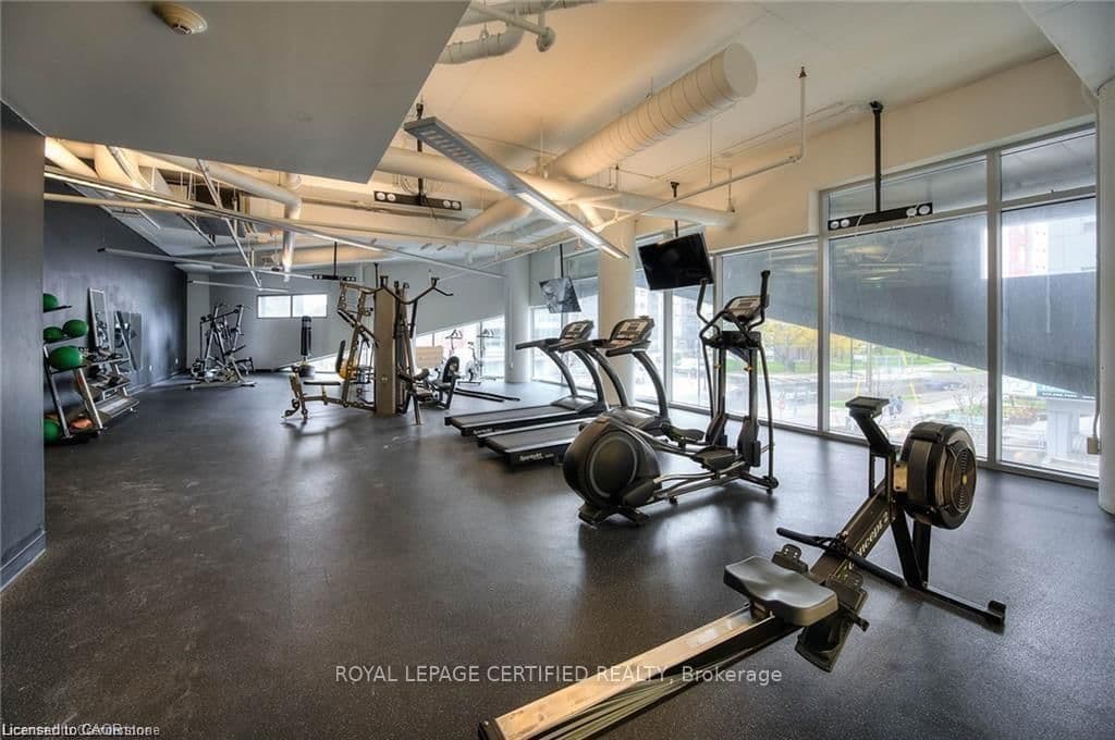 160 KING Street N, Unit 901 thumbnail 8