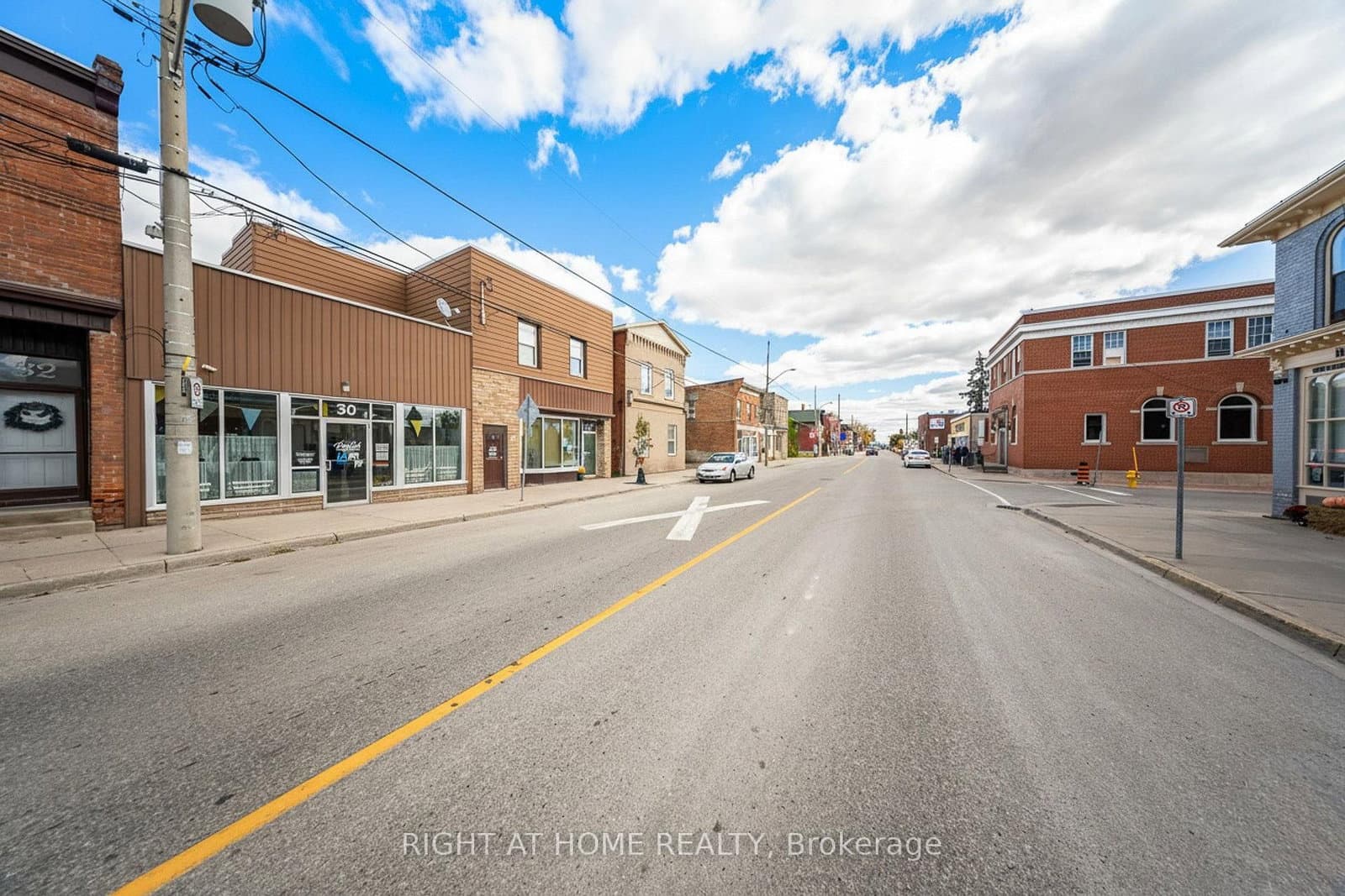 28-30 King Street W - Image 1