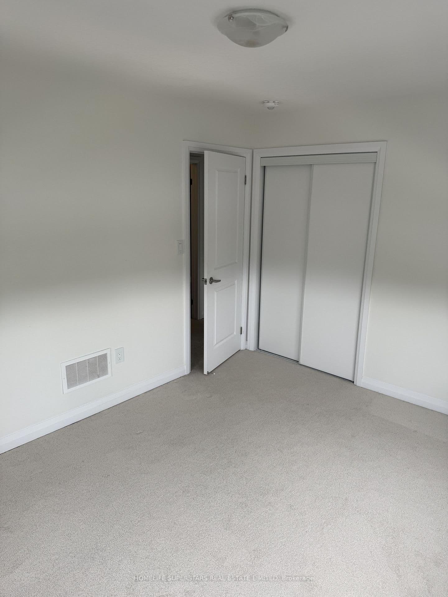 2 Stanley Avenue thumbnail 12